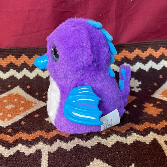 Spin Master Draggle Hatchimal Purple with Blue Wings Electronic Interactive Toy - Picture 4 of 11